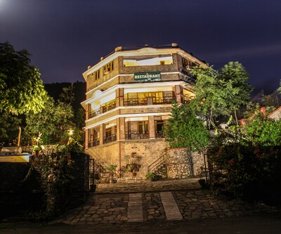 Amantra Tiger Valley Resort